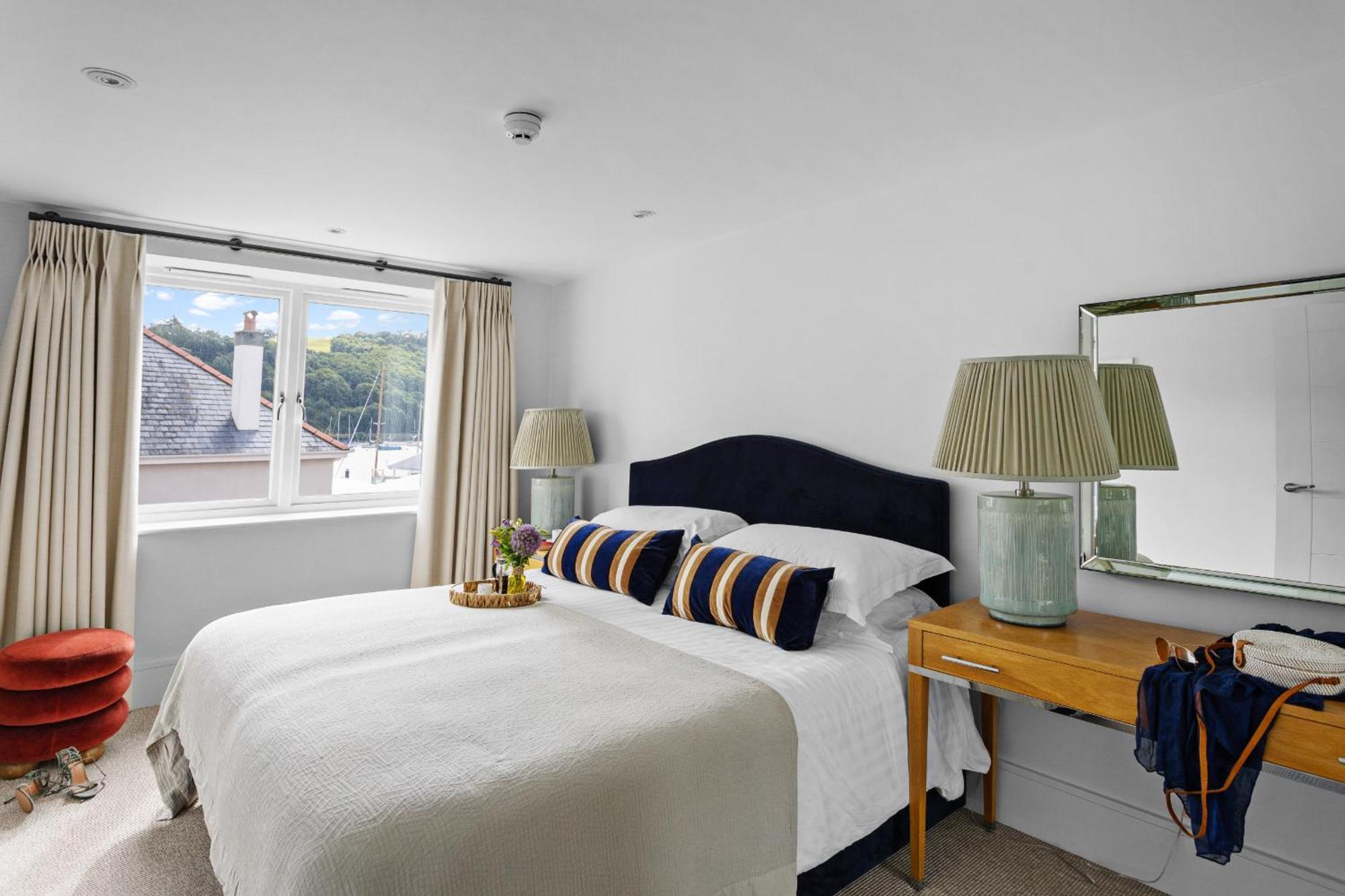 Dart Marina - Luxury Apartment On Marina Dartmouth Eksteriør bilde
