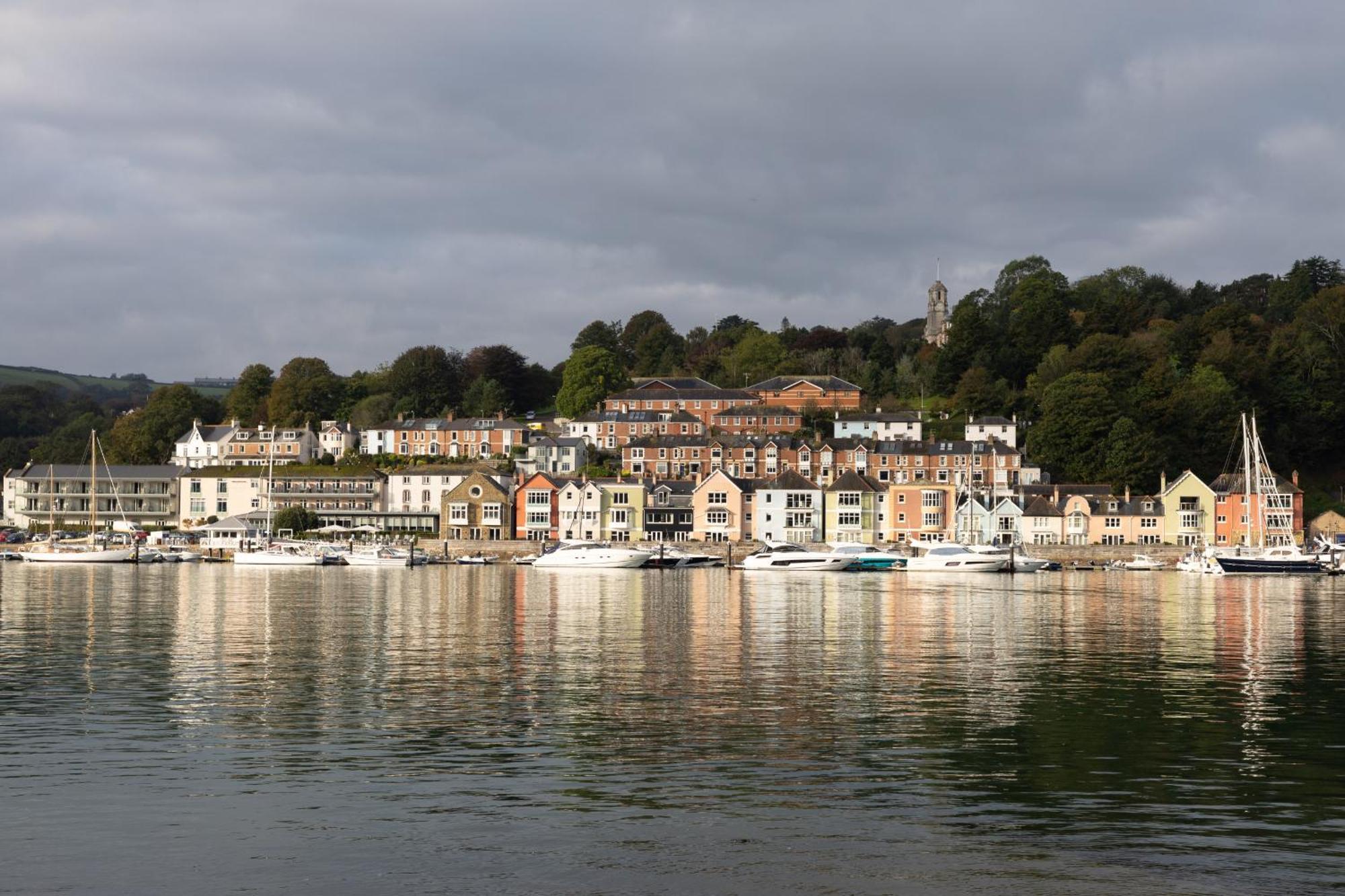 Dart Marina - Luxury Apartment On Marina Dartmouth Eksteriør bilde