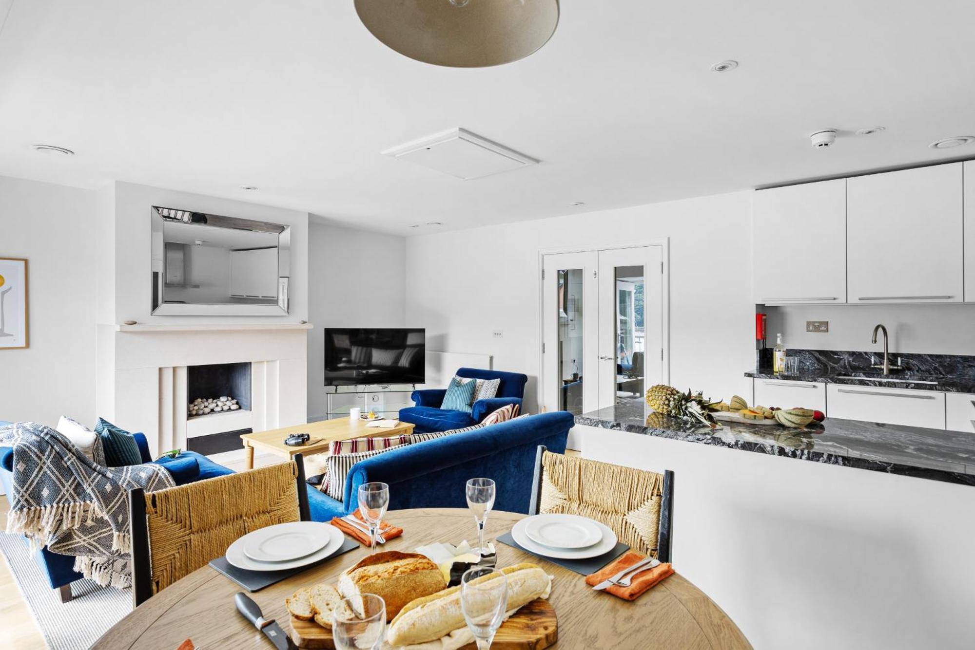 Dart Marina - Luxury Apartment On Marina Dartmouth Eksteriør bilde