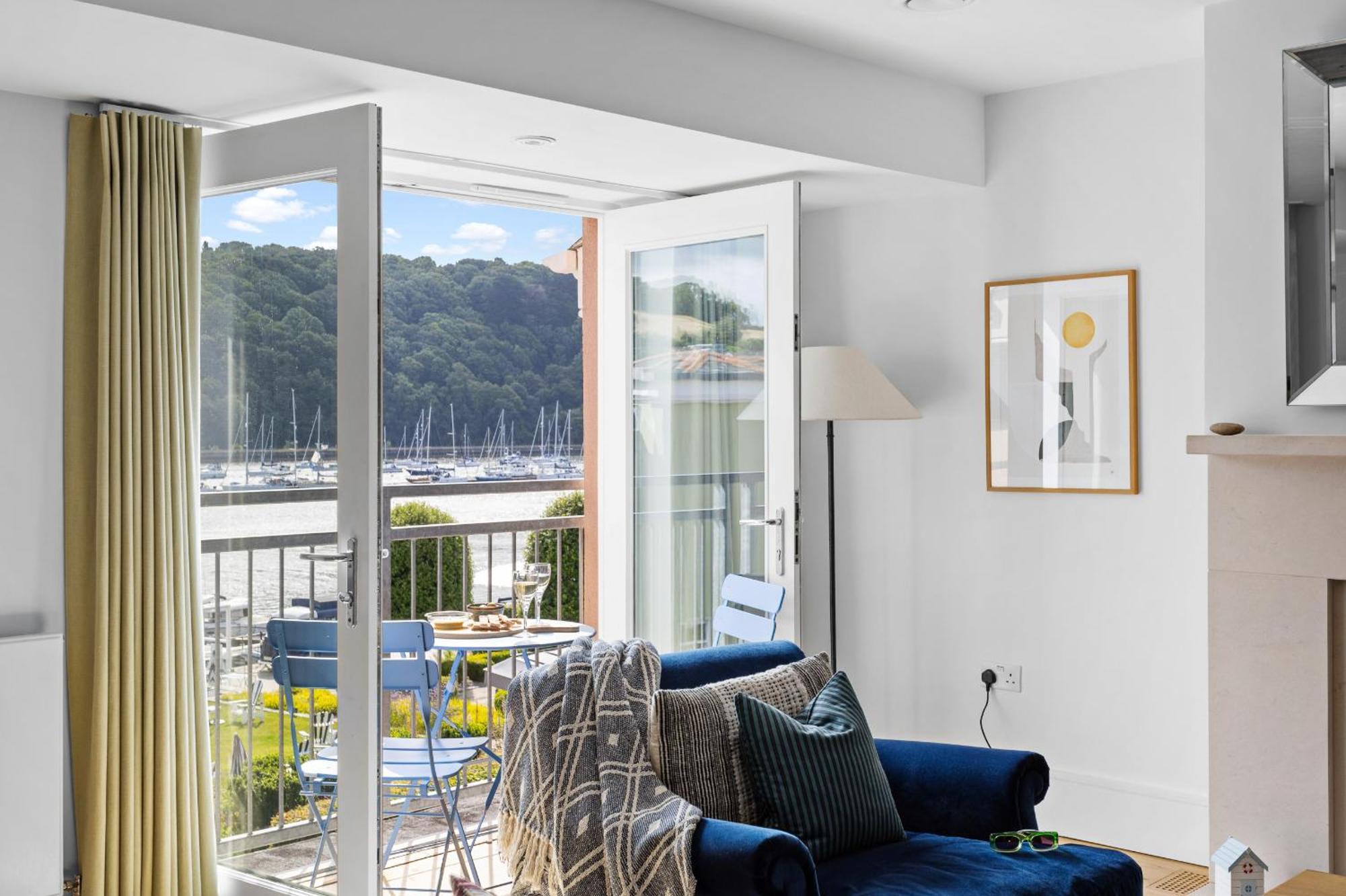 Dart Marina - Luxury Apartment On Marina Dartmouth Eksteriør bilde