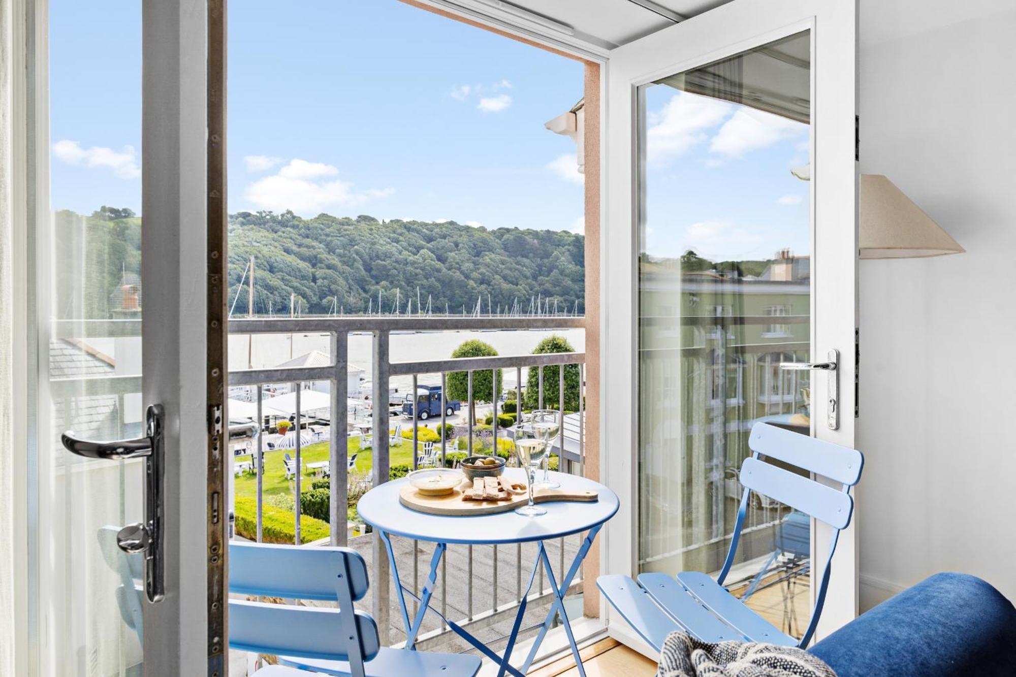 Dart Marina - Luxury Apartment On Marina Dartmouth Eksteriør bilde